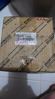 Genuine Toyota hub & bearing assy 43550-33020