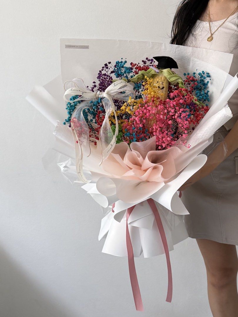 ✨Chocolate bouquet | strawberry bouquet | coffee bouquet | food bouquet | graduation bouquet | anniversary bouquet | birthday bouquet | farewell bouquet | rocher bouquet | snacks bouquet| Father’s Day bouquet |fruits bouquet | black bouquet (Category: Flowers & Bouquets) located in Singapore. Submitted by fondermuse (Listing ID 1413976116, Image 4). Description: Perfect for someone who loves sweetness with a touch of elegance, this thoughtful tre
