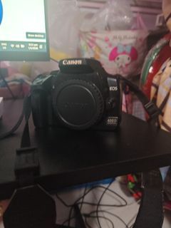 Canon EOS 400D DSLR Camera