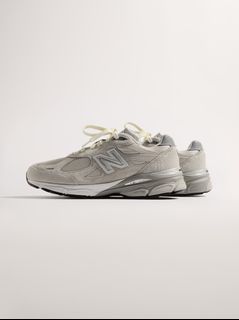 [US 9.5] Kith & New Balance Made in USA 990v3 in Hallow