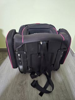 Hamilton Cabrio Car Seat - Black and Pink
