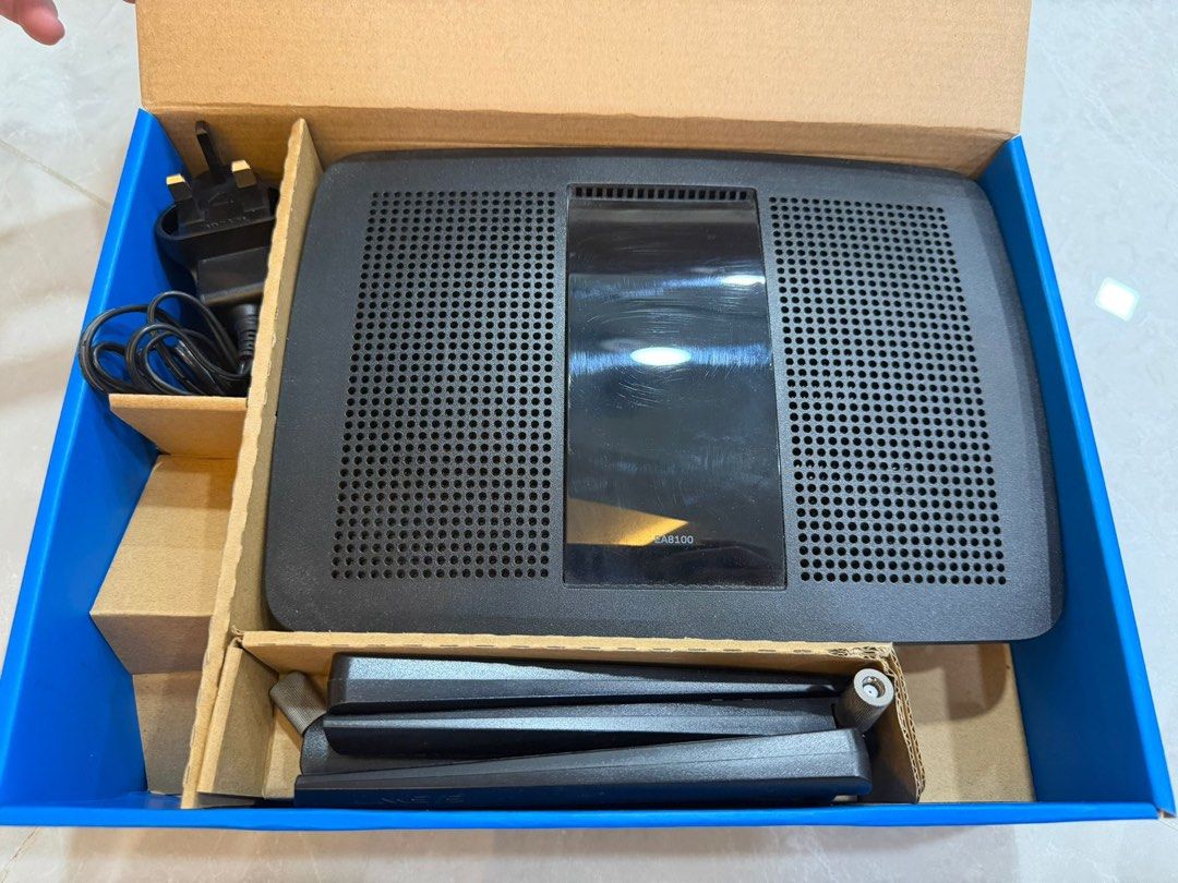Linksys Max-Stream AC2600 MU-MIMO Gigabit Router (Category: Networking) located in Singapore. Submitted by ocyen0708 (Listing ID 1438377129, Image 2). Description: - Brand new Linksys Max-Stream AC2600 MU-MIMO Gigabit Router - Model: EA8100-AH.