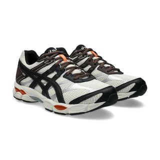 [US 9] ASICS
x Earls Gel-Cumulus 16 'Coconut Milk'