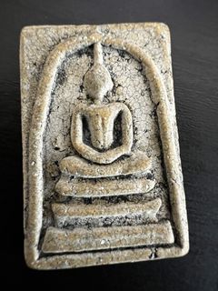 Phra Somdej Wat Rakang- Pim Yai