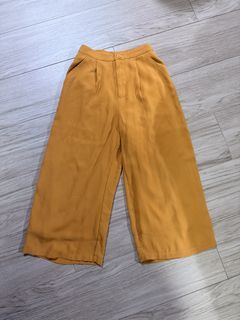 The Closet Lover Mustard Yellow Culottes Size S