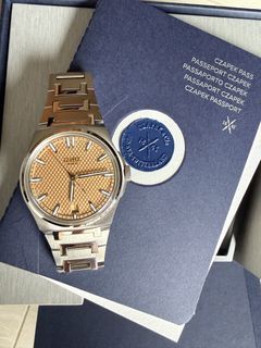 Czapek Antarctique Passage de Drake Salmon (40.5mm)