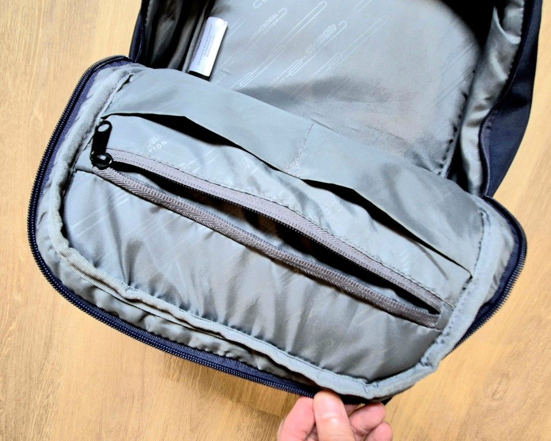American Tourister RUBIO Navy Blue Laptop Backpack (Category: Backpacks) located in Singapore. Submitted by gleeli (Listing ID 1440966980, Image 8). Description: - Original American Tourister RUBIO Navy blue backpack - Original Price SG$95+ - Antimicrobial technology - Made with Recyclex fabric - Main compartment, front & side pockets - Padded back and straps for comfort - Zippers in good working condition - Interior is very clean.