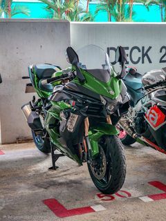 Kawasaki H2 SX SE