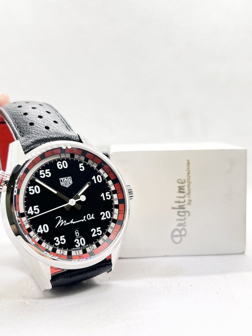 Pre Owned Tag Heuer Carrera “Mohammed Ali” WAR2A11 Black Dial Automatic Steel Casing Leather ( Dec 16 ) (Category: Watches) located in Singapore. Submitted by brightime (Listing ID 1436403453, Image 3). Description: Pre Owned Tag Heuer Carrera “Mohammed Ali” WAR2A11 Black Dial Automatic Steel Casing Leather ** Pre-Owned ** ** Unpolished Set, Very Mint Condition ** Model : WAR2A11.FC6337 Also known as : Carrera “Mohammed Ali” Case size : 43mm Dial
