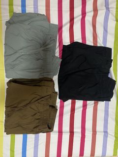 Uniqlo C - Wide Fit Cargo Pants (XS)