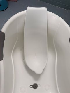 Baby Bathtub with Infant Support
