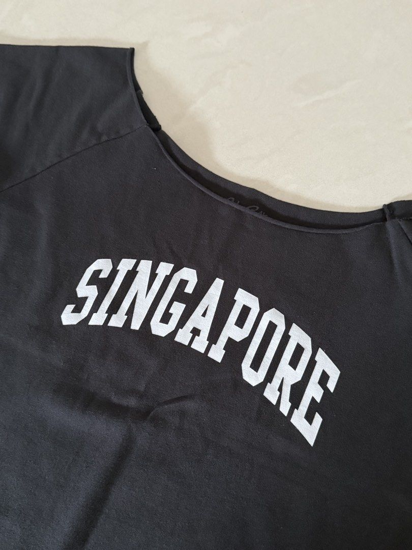 Brandy Melville Singapore Bonnie Top (Category: Shirts) located in Singapore. Submitted by user37478282 (Listing ID 1436522249, Image 3). Description: worn once mail +2.40 .