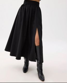 Brand New Love Bonito Black Zoe Flare Maxi Skirt