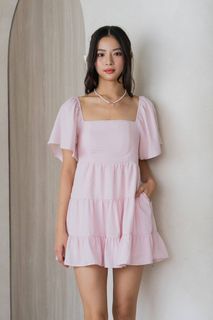 Carrislabelle Kaelyn Padded Tier Flutter Sleeve Romper in White BNWT