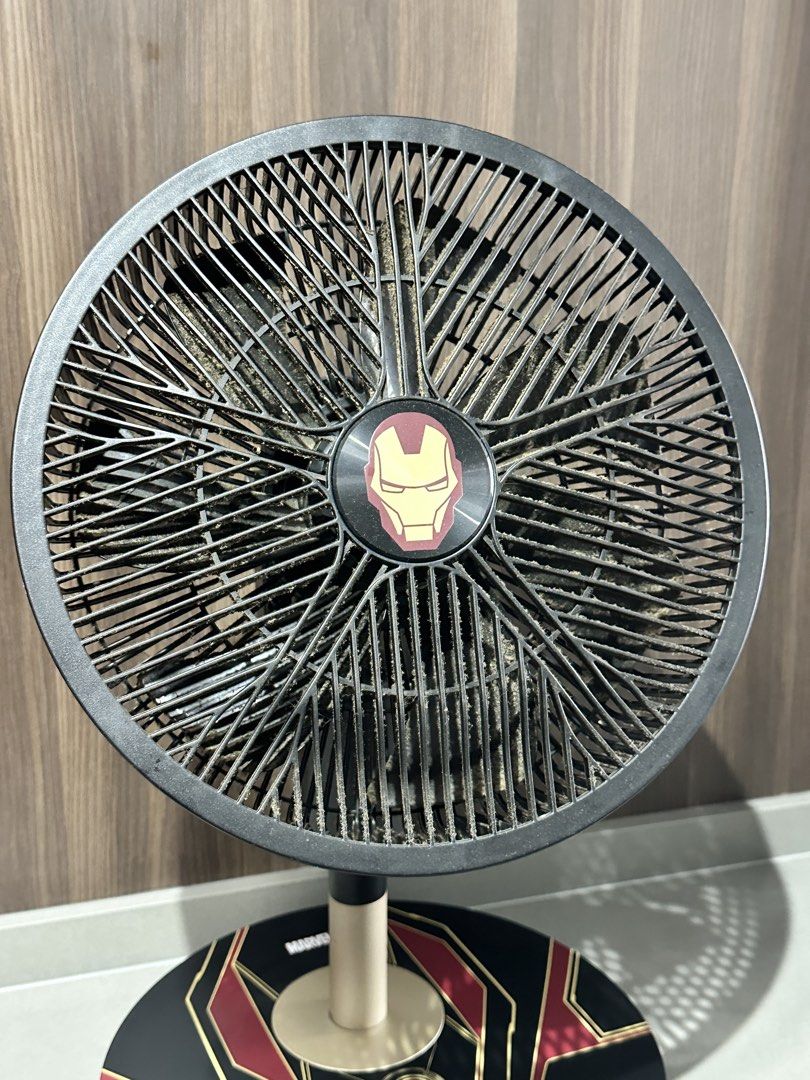 Mistral Iron Man Themed Desk Fan (Category: Fans) located in Singapore. Submitted by esther.tay.338 (Listing ID 1443720649, Image 2). Description: - Mistral desk fan with cool Iron Man design - Features black and gold accents - Multiple speed settings for customized comfort - Ideal for any Marvel fan's room or office - dusty pls clean yourself! .