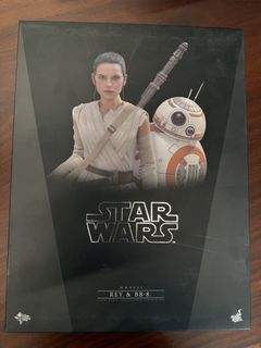 Hot Toys Star Wars Rey & BB-8 MMS537 1/6 Scale Figure Set