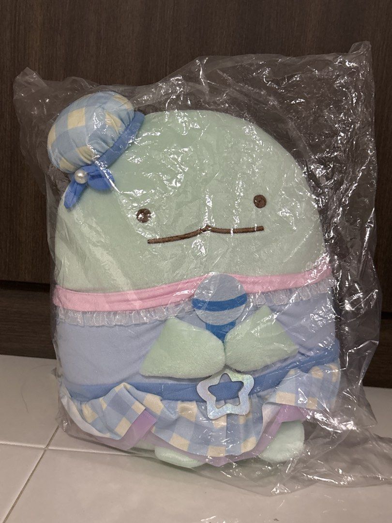 [last prize] Sumikko Gurashi Kuji Part 7 Plush Toy - Tokage stuff stuffed singer prize A B C D E otaku house (Category: Plushies & Soft Toys) located in Singapore. Submitted by baaballoon (Listing ID 1444274929, Image 1). Description: Please read description before enquiring. Authentic Sumikko Gurashi Tokage plush toy last prize from Kuji Part 7 lottery exclusive Brand new, in original packaging Super big, hand in comparison. Perfect for cuddling