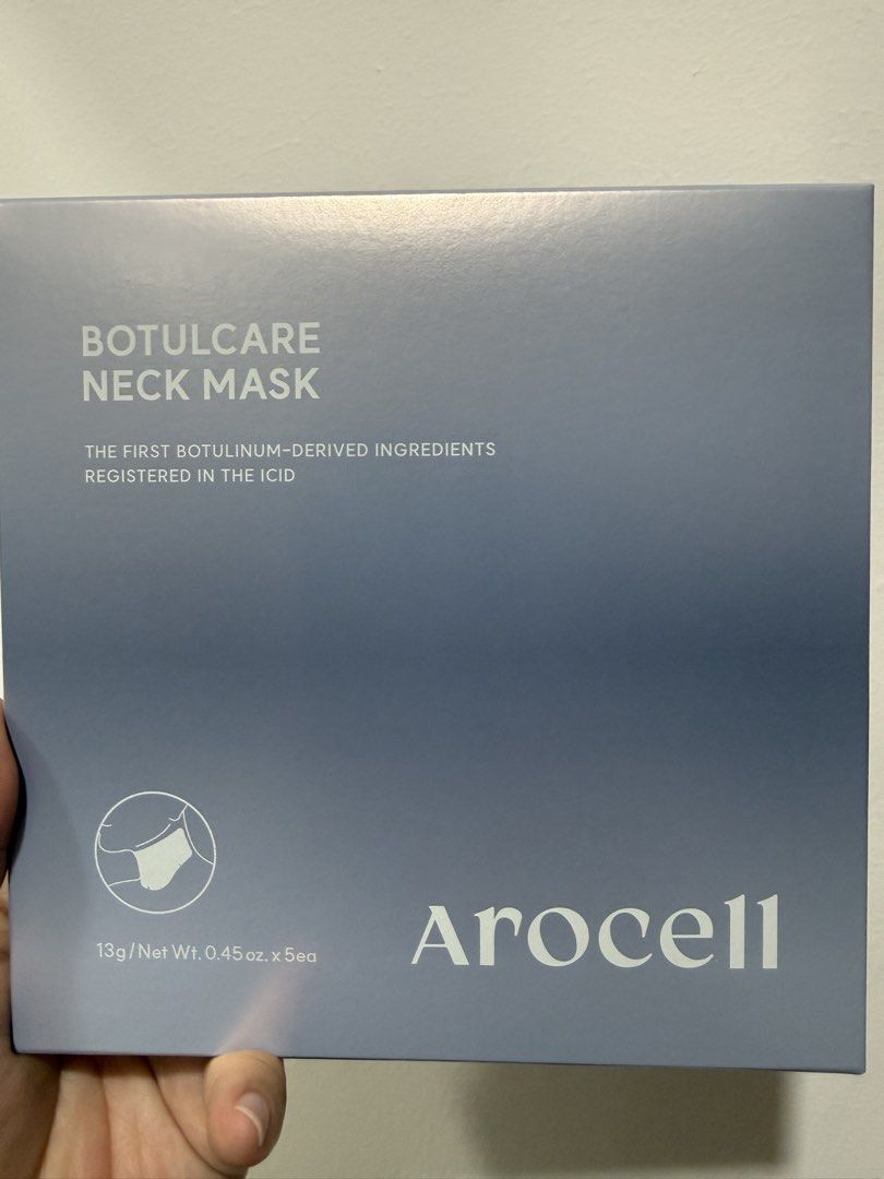 Arocell Botulcare Neck Mask - 5 Masks (Category: Face Care) located in Singapore. Submitted by clearingthings313 (Listing ID 1444611168, Image 1). Description: Arocell Botulcare Neck Mask (BNIB) 5 masks per box Expiry: 11 Feb 2028 RFS: clearing space Includes tracked mailbox delivery. .