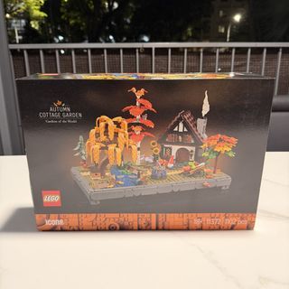 LEGO Icons 11372 Autumn Cottage Garden 1102 pcs