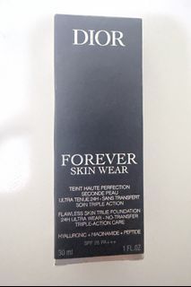 DIOR FOREVER SKIN WEAR Flawless Skin True Foundation SPF 25
