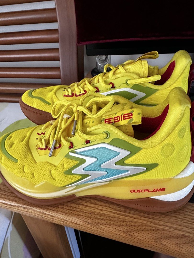 Anta Klay Thompson KT7 "SpongeBob" Basketball Shoes (Category: Sneakers) located in Singapore. Submitted by crystallee1357 (Listing ID 1444941707, Image 2). Description: - Brand: Anta - Theme: SpongeBob SquarePants - Color: Yellow - Size: US8 - Technology: Quikflame cushioning - Usage: Basketball & Casual Wear - Features: Unique design - Grab them fast!.