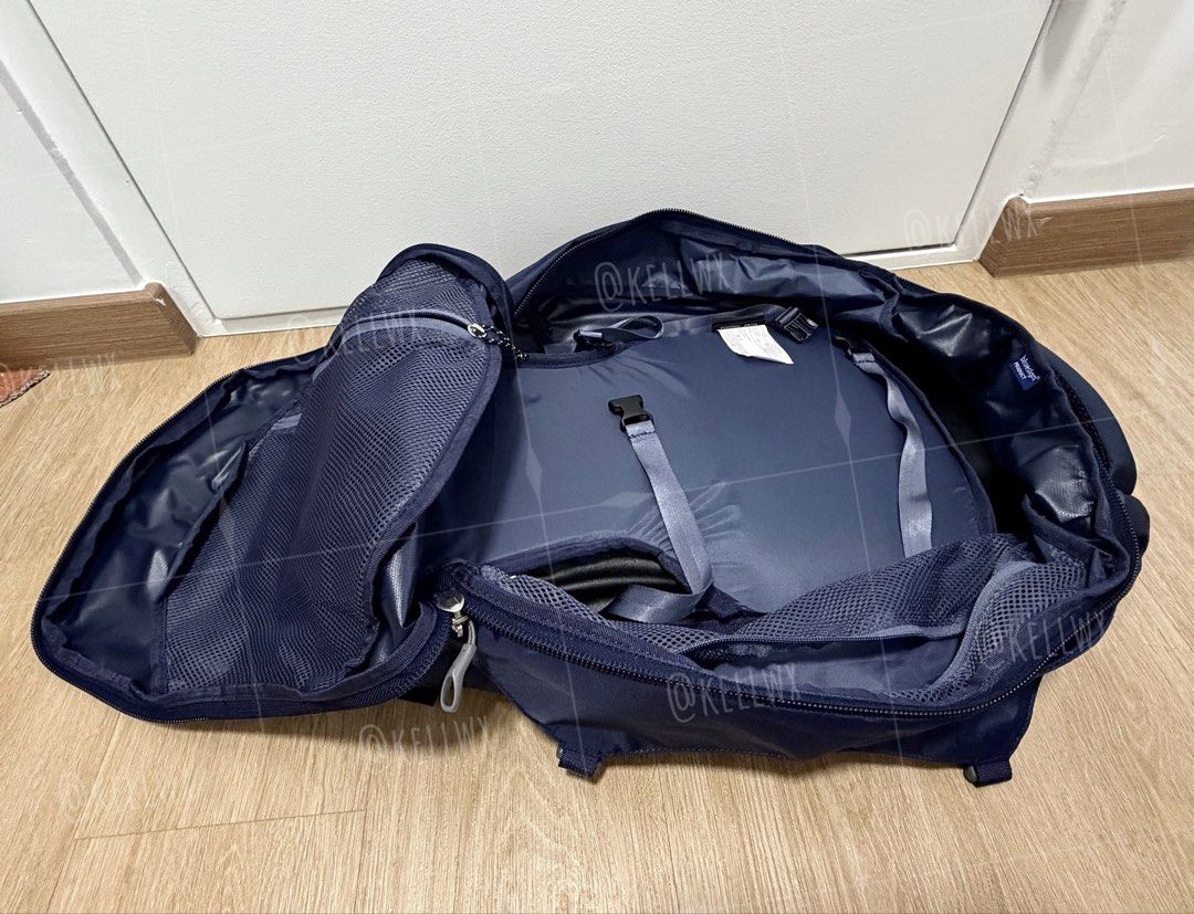 🏷️ BNIP Authentic Osprey Fairview 55 WINTER NIGHT BLUE Travel Backpack NAVY COLOR Trip Holiday (Category: Backpacks) located in Singapore. Submitted by kelliew.1276 (Listing ID 1445929905, Image 6). Description: Authentic Osprey Fairview 55L Travel Backpack in WINTER NIGHT BLUE 40L + 15L Daypack (RRP: US$240 or S$359 Slightly negotiable for keen buyers 🙌🏼 FREE RAIN COVER in LAVENDER COLOR Selling becos I bought wrong version 😭 Comes with Auth