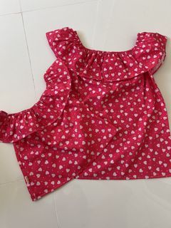 Mummy & Girls Off-Shoulder Ruffle Top with Heart Print