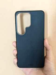 S26 Ultra UNIQ Leather Case MagSafe