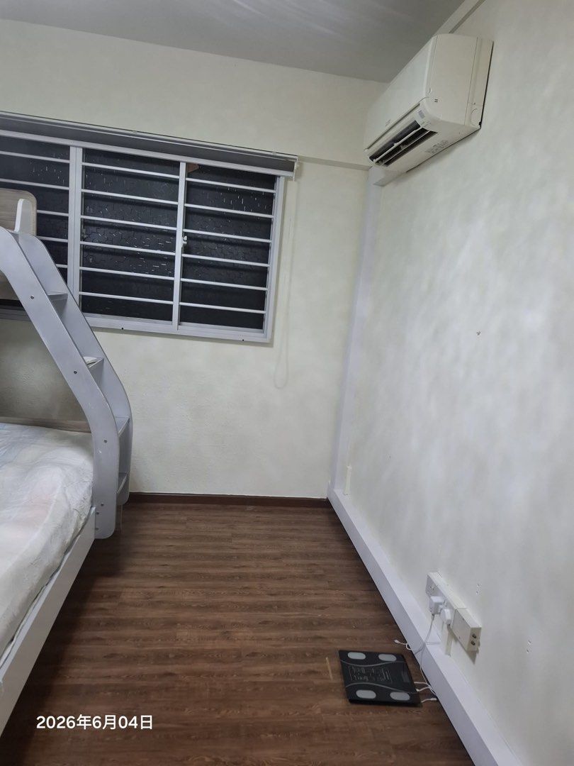 Room rental at 274 Bangkit Road (Category: HDB) located in Singapore. Submitted by torres91 (Listing ID 1446405109, Image 2). Description: HDB room for rental S 670274 Low floor 1 pax $1100, 2 pax $1300 Light cooking only Coffee shop, clinic, supermarket, hawker within 5 minutes walking distance away Can arrange viewing PM me if you are keen .