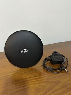 Singtel WiFi Router AC2600 Mesh Extender V2 with Power Adapter