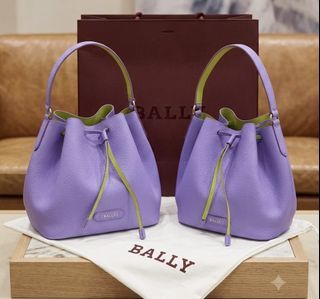 Daily luxury: brand new Bally Full Leather Bucket Bag/ Tote/ shoulder bag