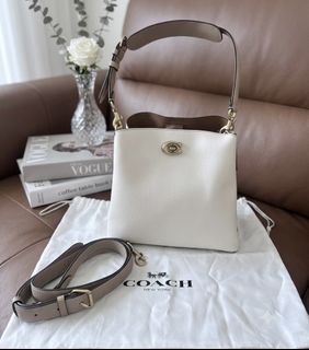 New! Coach white full leather bag! Brand New Everyday luxury!