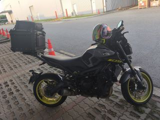 Yamaha MT-09 with Top Box and Accessories
