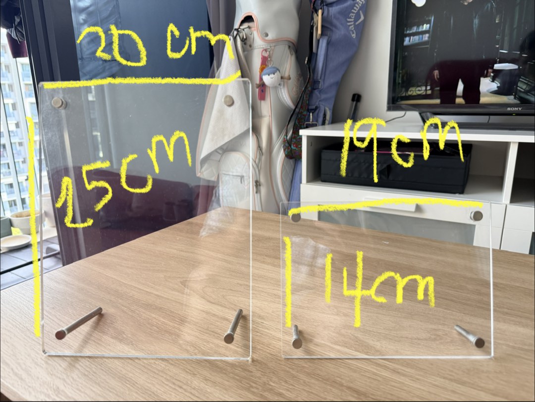Listing background image