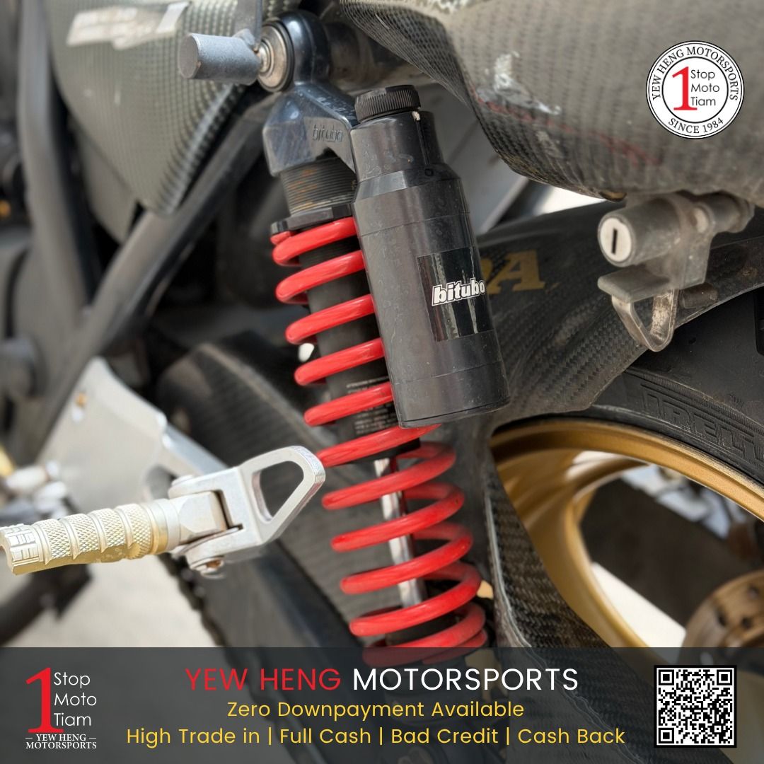 Honda CB400 Super 4 Spec 3 | S4 Spec III | Spec3 | Super4 | Yoshimura Exhaust | VTEC (Category: Class 2A) located in Singapore. Submitted by yewhengmotorsports (Listing ID 1442583637, Image 8). Description: ‼️Used Honda CB400 Super 4 Spec 3 With Legal Yoshimura Exhaust & Bitubo Suspension‼️ Register Date: 27/07/2007 COE Expiry: 31/05/2027 Mileage: 238,460km 🔥Selling @ $7,888🔥 *before Insurance ONLY 𝙒𝙝𝙮 𝘾𝙝𝙤𝙤𝙨𝙚 𝙐𝙨 : 📌 $0 Down Payment 