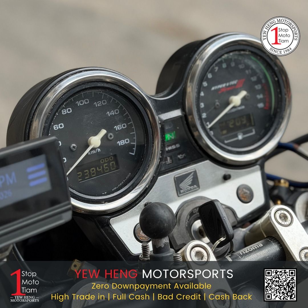 Honda CB400 Super 4 Spec 3 | S4 Spec III | Spec3 | Super4 | Yoshimura Exhaust | VTEC (Category: Class 2A) located in Singapore. Submitted by yewhengmotorsports (Listing ID 1442583637, Image 2). Description: ‼️Used Honda CB400 Super 4 Spec 3 With Legal Yoshimura Exhaust & Bitubo Suspension‼️ Register Date: 27/07/2007 COE Expiry: 31/05/2027 Mileage: 238,460km 🔥Selling @ $7,888🔥 *before Insurance ONLY 𝙒𝙝𝙮 𝘾𝙝𝙤𝙤𝙨𝙚 𝙐𝙨 : 📌 $0 Down Payment 
