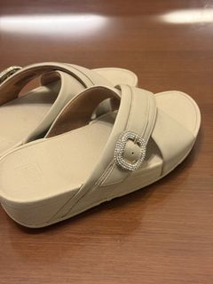 FitFlop Lulu Crystal Buckle Leather Cross Sandals