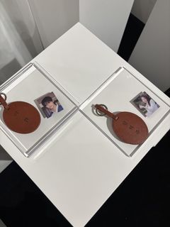 Perfect Crown Leather Keychain with Photo Official Merchandise