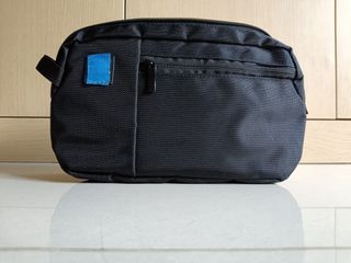 WTS: BN BLACK POUCH