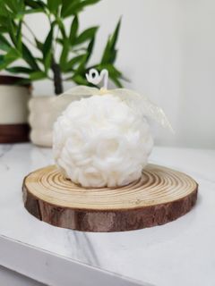 White Rose Ball Candle only (Wood not included)