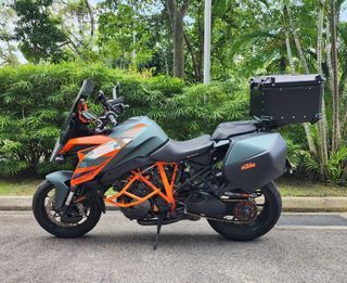 2017 K.T.M. 1290 SUPER DUKE GT / KTM SUPERDUKE / 10 YEARS COE