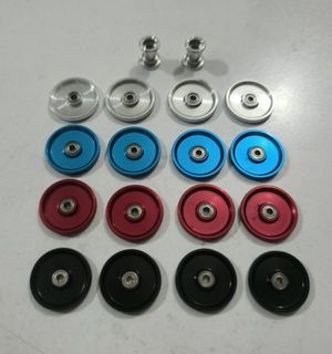 Tamiya 4WD Mini 4WD rollers and slimline Mass Damper Set.