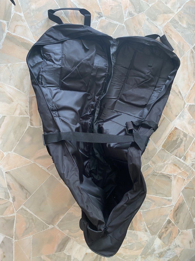 Golf Bags Travel Cover (Category: Travel Essentials & Accessories) located in Singapore. Submitted by tongarino_sg (Listing ID 1450825339, Image 3). Description: Golf bags Travel Cover SICC 2012 May Day Charity Event .