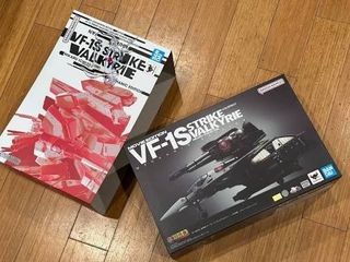 2023 Bandai Macross DX Chogokin VF-1S Strike Valkyrie Mechanic Gundam Gatchaman