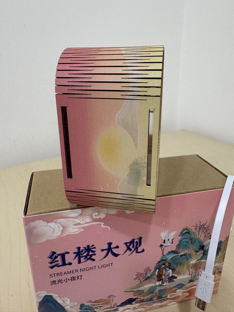 Streamer night light 红楼梦 红楼大观 (Category: Lighting) located in Singapore. Submitted by call.me.maybe (Listing ID 1451429981, Image 3). Description: Brand new Streamer night light 红楼梦 红楼大观 •purchase at $49.