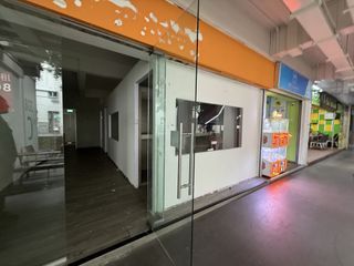  Spacious Jurong East HDB shop High Footfall near Yuhua for rent