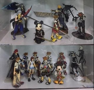 Kingdom Hearts Play Arts Action Figure Set - Sora, Mickey, Cloud, Sephiroth, Square Enix