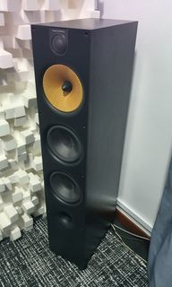 B&W 683 S2 Floorstander