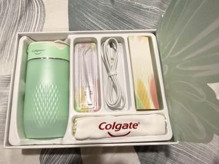 Colgate Water Flosser - Easy Cleaning