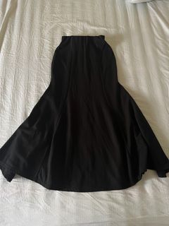 Black plain a line gathered mermaid hem high waist rise cotton wool heavy long flowy maxi skirt